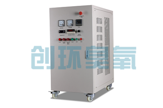南平冬季养殖场密闭消毒双赢方案：臭氧发生器在工厂化水产与畜牧场景的安全应用